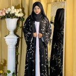 কম্পিউটার এমব্রয়ডারি কাজ করা লতা আবায়া