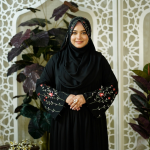 দুবাই চেরী কাপড়ের এমব্রয়ডারি কাজ করা বোরকা