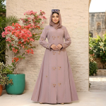 দুবাই চেরী কাপড়ের এমব্রয়ডারি কাজ করা বোরকা - Image 3