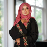 শিশির এমব্রয়ডারি বোরকা