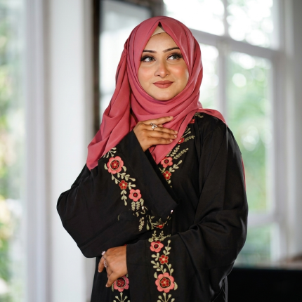 শিশির এমব্রয়ডারি বোরকা